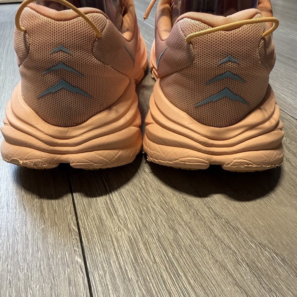 HOKA One One Rincon 3 Women’s sz 8 Coral Peach Running Shoes Lightweight Cushion - Picture 10 of 16